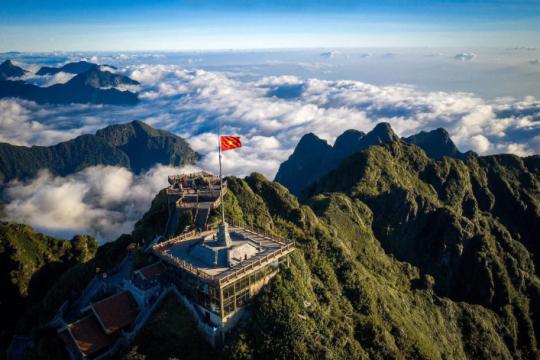 Chinh phục đỉnh Fansipan - Nóc nhà Đông Dương